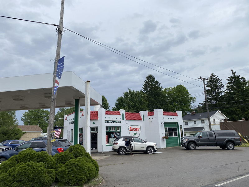 Sinclair Gas - July 2022 (newer photo)